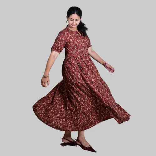 Red colour layer maxi